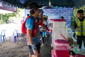 BIB: 
                            <button type="button" onclick="openModal(28155389)" class="btn btn-primary btn-sm float-right btn-popup" data-toggle="modal" data-target=".modal-high-quality">
                        <i class="fas fa-shopping-cart"></i> Add to Cart
                    </button>
                                            <button type="button" onclick="isThisMe(28155389, true)" class="btn btn-success btn-sm float-right btn-popup btn-isme hidden" data-toggle="tooltip" data-placement="bottom" title="นี่คือรูปของคุณใช่ไหม คลิกที่นี่เพื่อเอาเข้าอัลบั้ม">
                        <i class="fas fa-plus"></i> Add to album
                    </button>
                    <button type="button" onclick="isThisMe(28155389, false)" class="btn btn-warning btn-sm float-right btn-popup btn-isnotme hidden">
                        <i class="fas fa-ban"></i> Remove from album
                    </button>